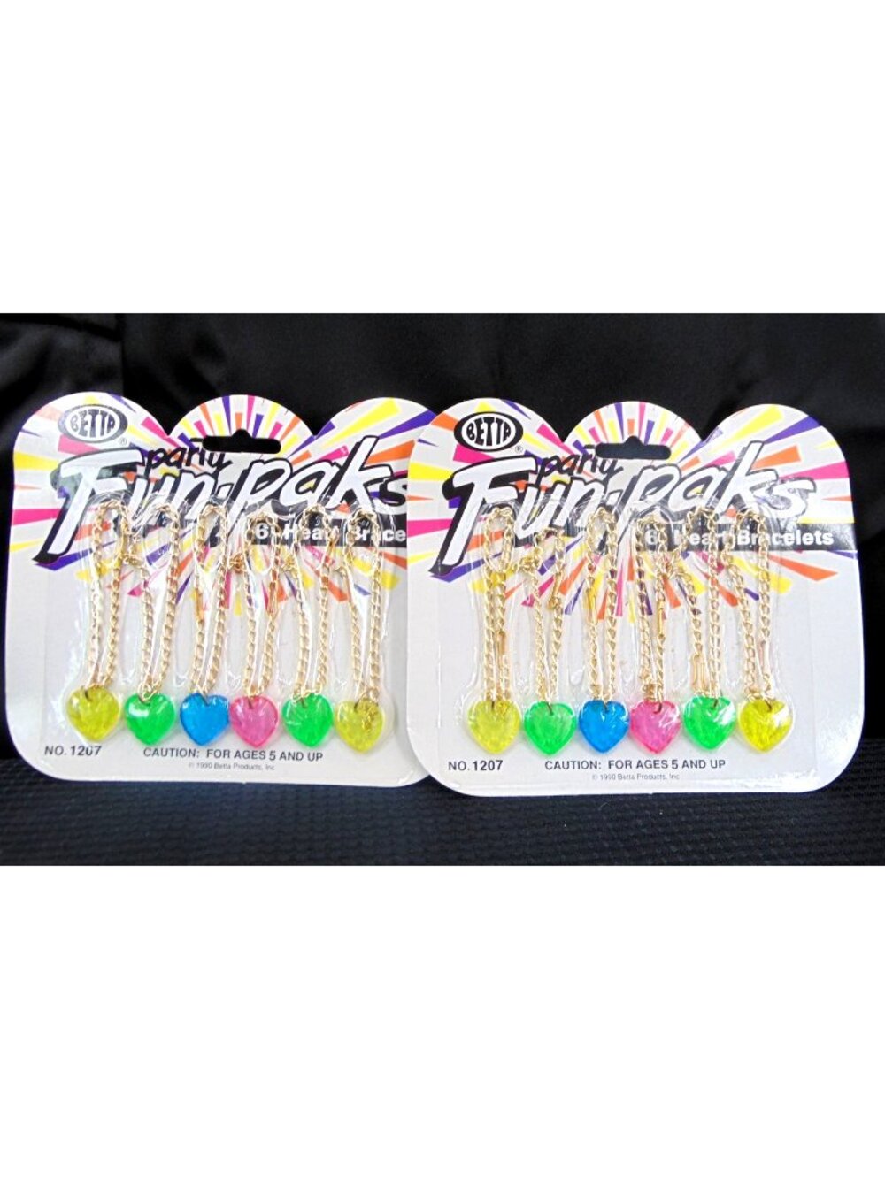 Vintage 90s Betta Party Favors Gold Tone Heart Bracelets Lot 2 Cards Pink Blue